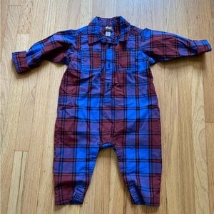 Tea Collection plaid buttoned romper 6-9m